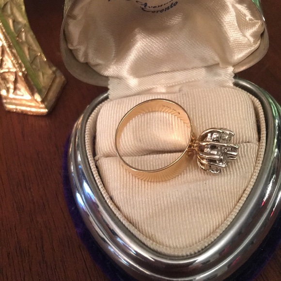 14k Gold Diamond cluster ring w/ appraisal Vintage - Picture 10 of 13